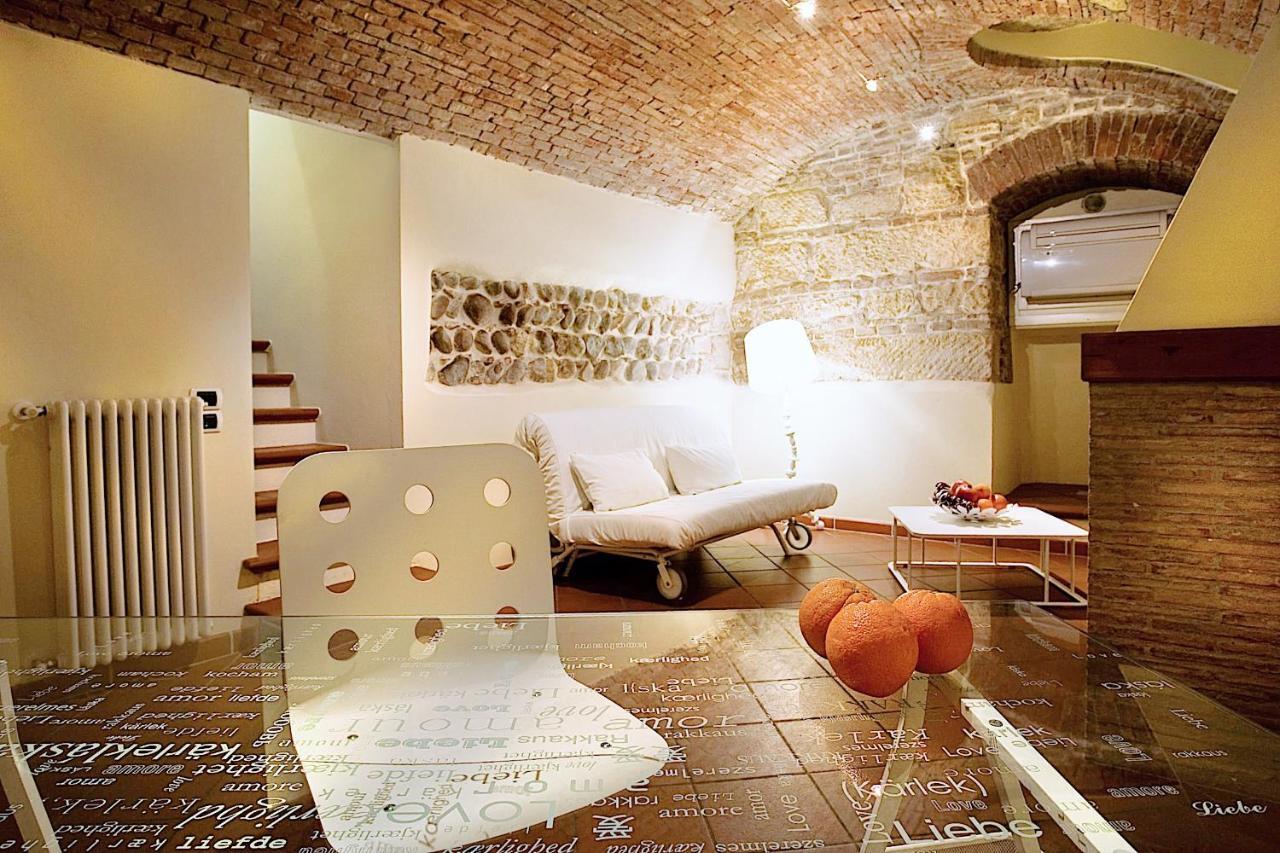 Le Cadreghe Apartments Vérone Extérieur photo